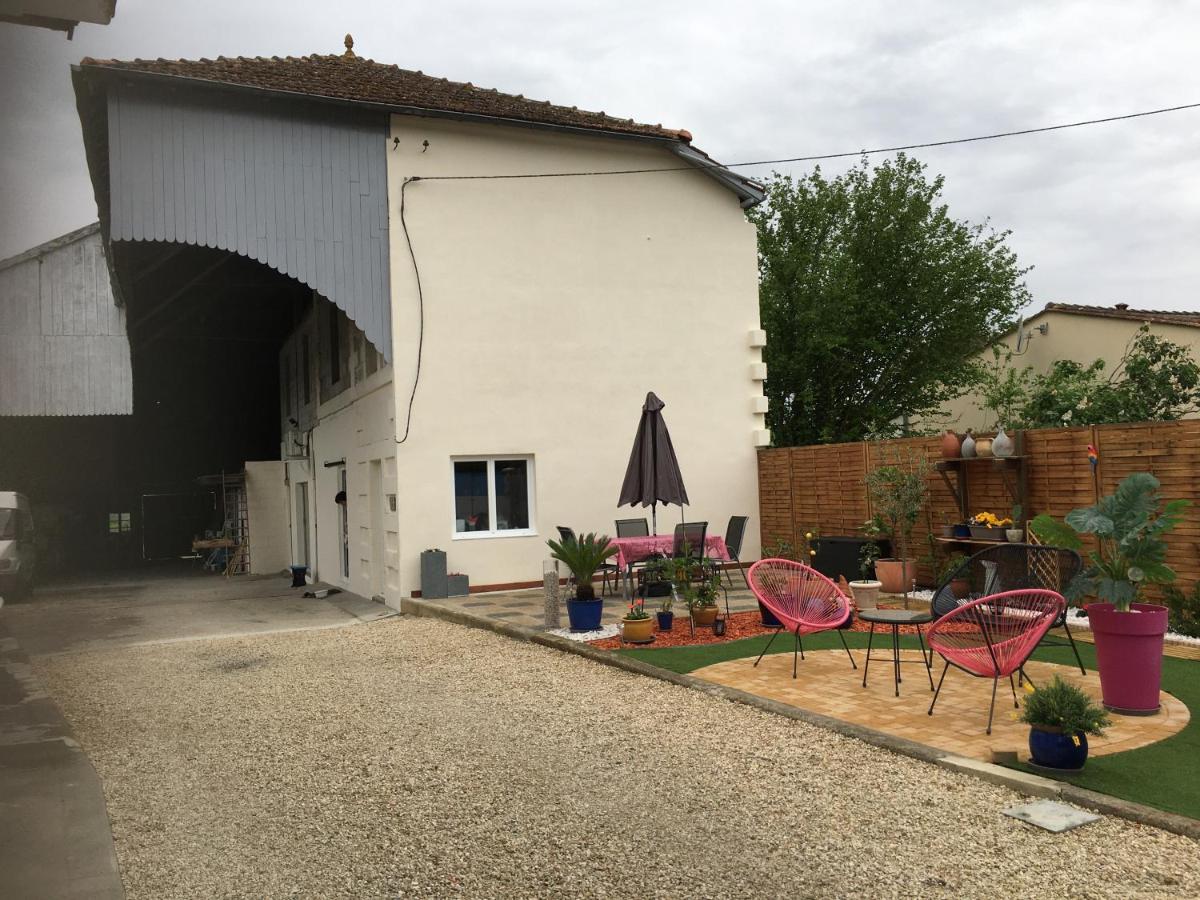 Appartement Mirabelle à Jonzac Extérieur photo